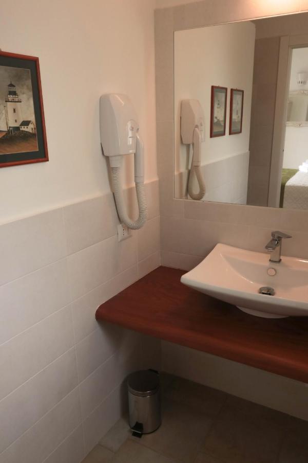 B&B Limone Сан-Теодоро Екстер'єр фото